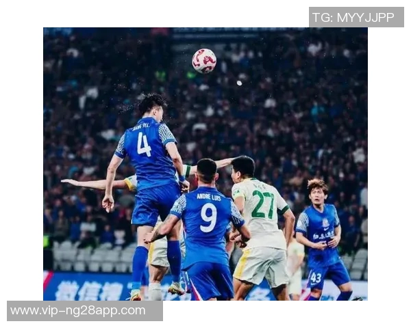 申花与首尔FC半场战成平局申花多次射门未能破门阿苏埃错失良机